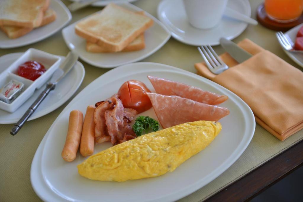 Sappaya Hotel By Lotus Valley Golf Resort Csacsöngszau Kültér fotó